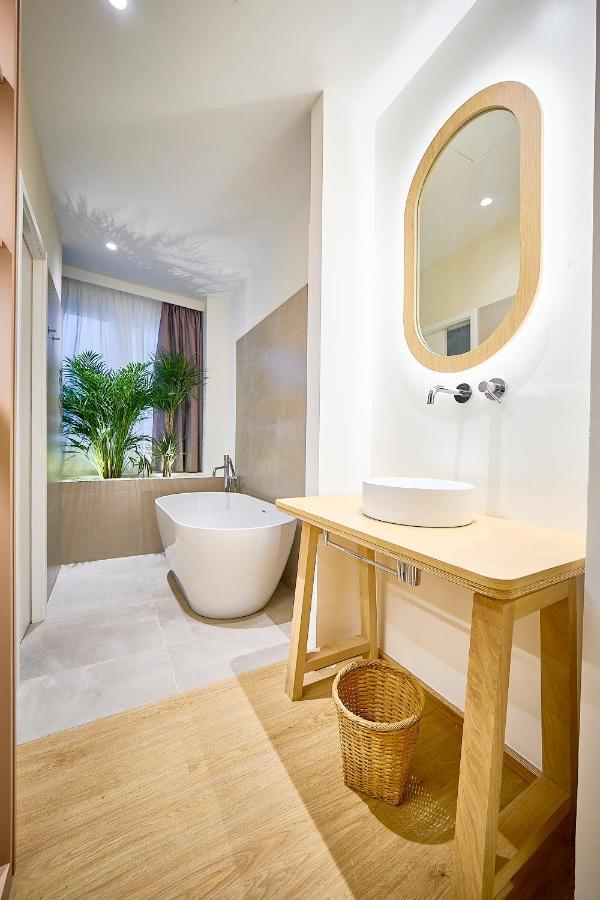 Hotel Leonor Conil Кониль-де-ла-Фронтера Экстерьер фото