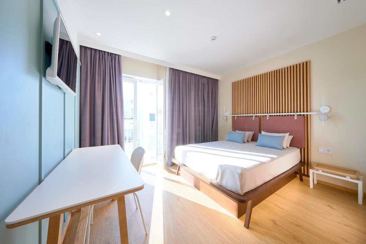 Hotel Leonor Conil Кониль-де-ла-Фронтера Экстерьер фото