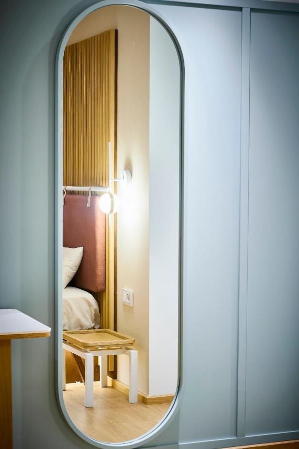 Hotel Leonor Conil Кониль-де-ла-Фронтера Экстерьер фото